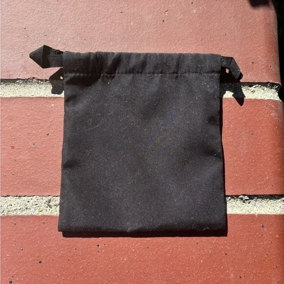 YSL cosmetic pouch - Picture 2 of 2